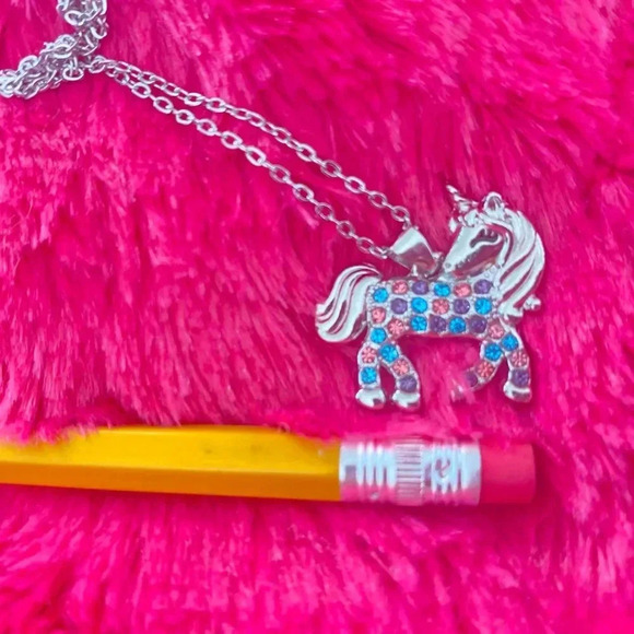 Unicorn Necklace - Picture 4 of 4